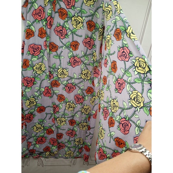 LuLa Roe Women's Long Duster Cover-up Size M Floral Roses Bathing Suit Cover EC - Picture 9 of 16
